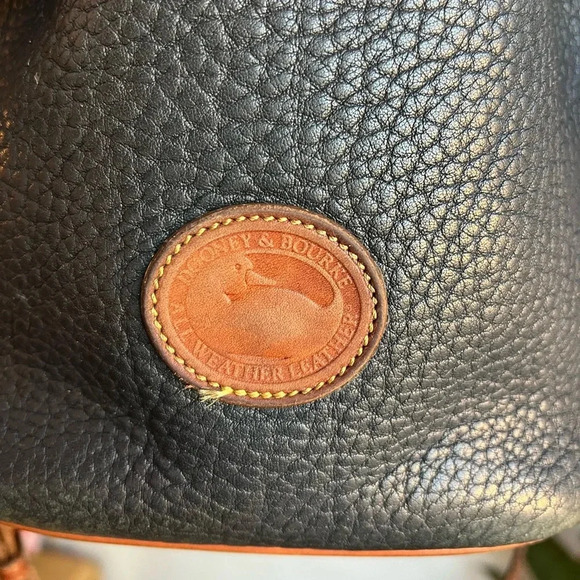 Dooney & Bourke Vintage Navy Blue Leather Drawstring Bucket Medium Crossbody Bag - Picture 14 of 16